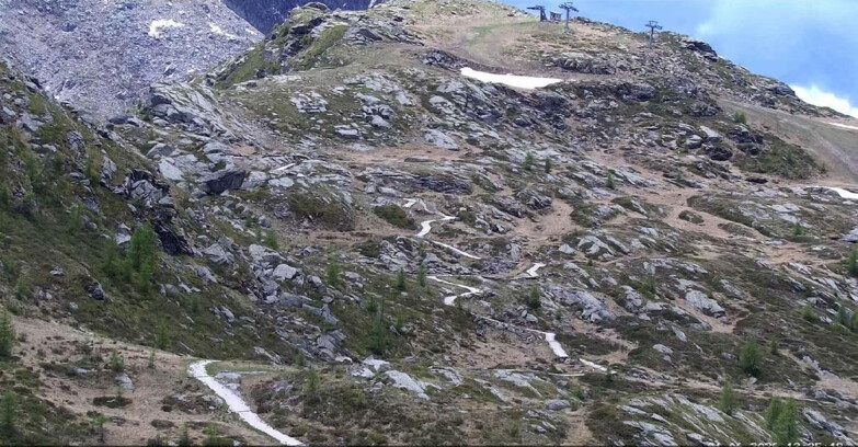 Webcam San Martino di Castrozza - Passo Rolle - Sentiero delle Marmotte