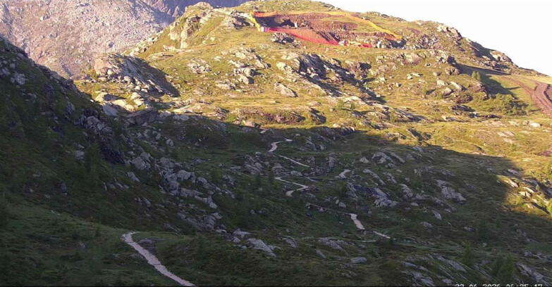 Webcam San Martino di Castrozza - Passo Rolle - Sentiero delle Marmotte