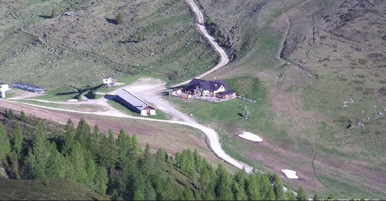 Webcam San Martino di Castrozza - Passo Rolle  - Malga Tognola
