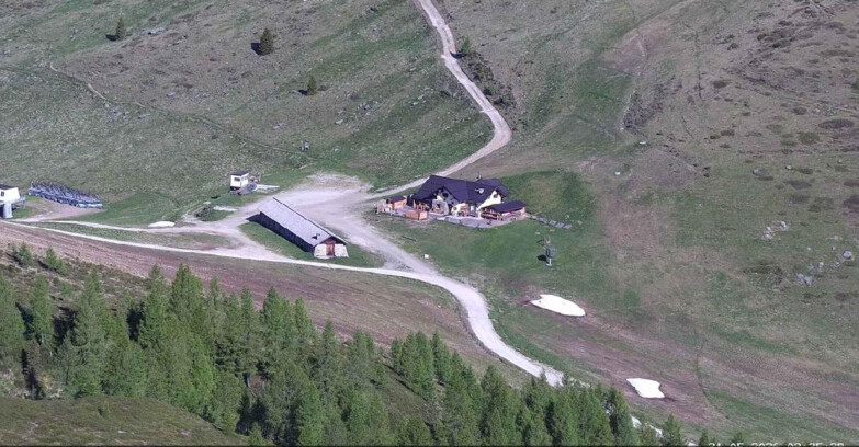 Webcam San Martino di Castrozza - Passo Rolle  - Malga Tognola