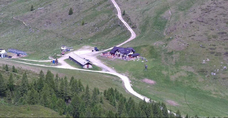 Webcam San Martino di Castrozza - Passo Rolle - Malga Tognola
