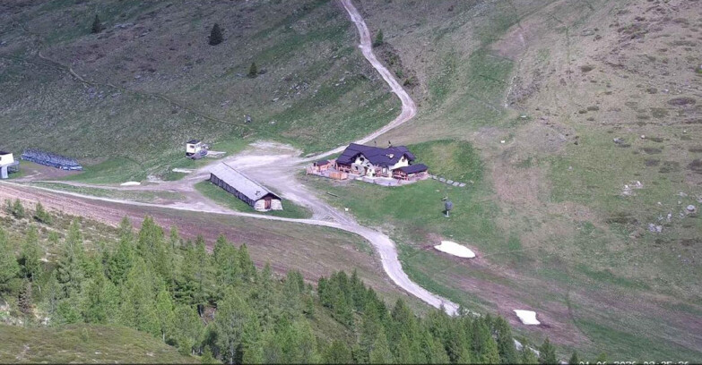 Webcam San Martino di Castrozza - Passo Rolle - Malga Tognola