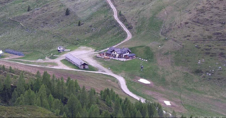 Webcam San Martino di Castrozza - Passo Rolle - Malga Tognola