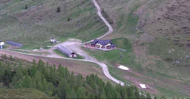 Webcam San Martino di Castrozza - Passo Rolle - Malga Tognola