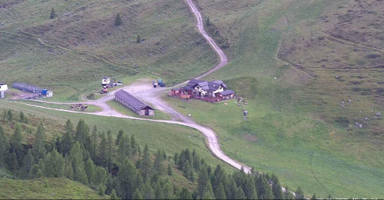 Webcam San Martino di Castrozza - Passo Rolle - Malga Tognola