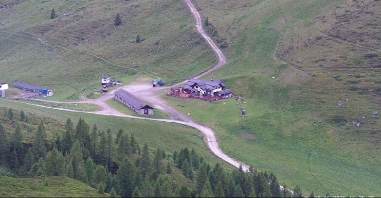 Webcam San Martino di Castrozza - Passo Rolle - Malga Tognola