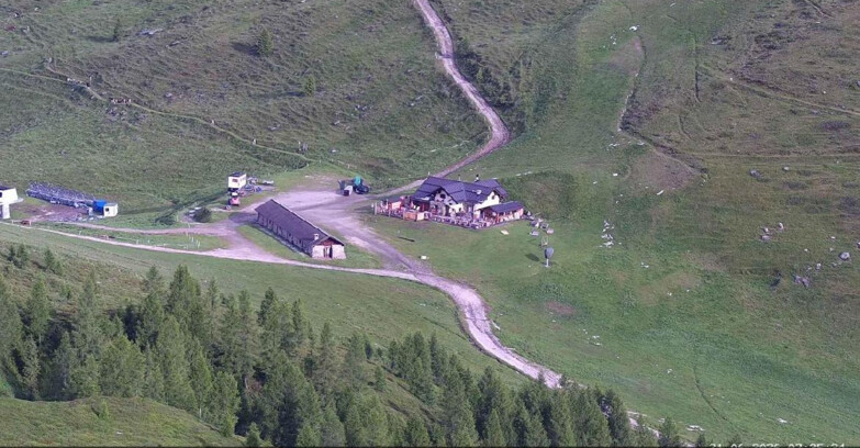 Webcam San Martino di Castrozza - Passo Rolle - Malga Tognola