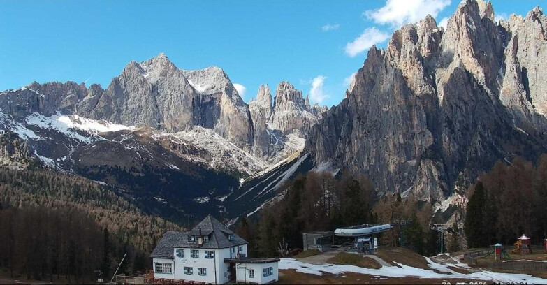 Webcam Виго-ди-Фасса-Пера-Чампедие  - Vigo - Torri del Vajolet