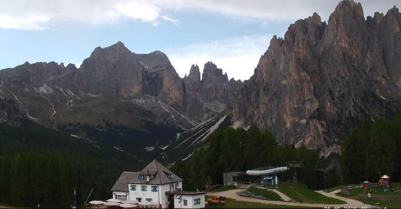 Webcam Vigo di Fassa-Pera-Ciampedìe - Vigo - Torri del Vajolet