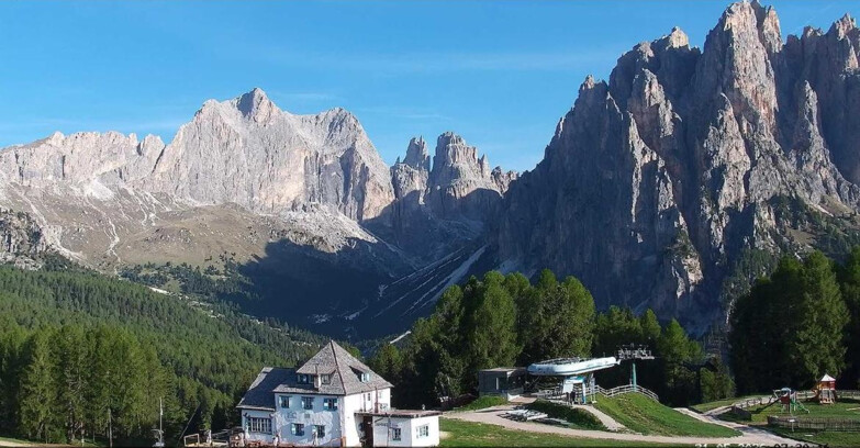 Webcam Vigo di Fassa-Pera-Ciampedìe - Vigo - Torri del Vajolet