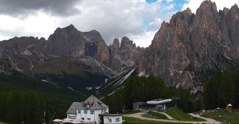 Webcam Vigo di Fassa-Pera-Ciampedìe - Vigo di Fassa - Torri del Vajolet