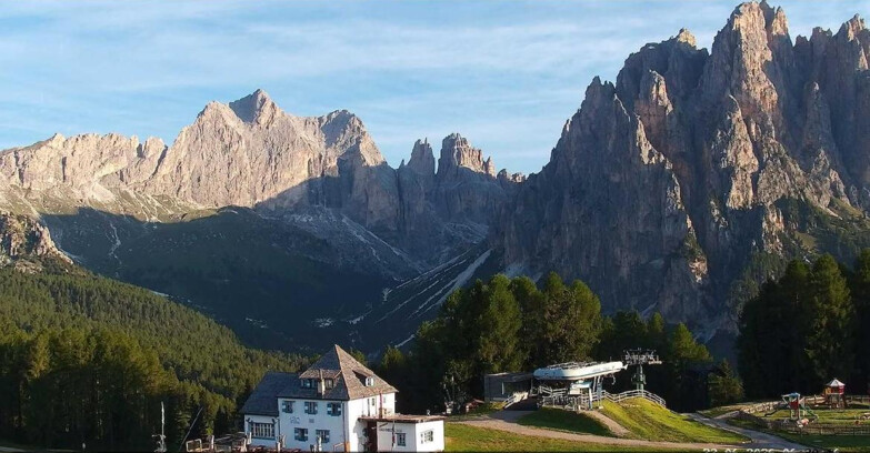 Webcam Vigo di Fassa-Pera-Ciampedìe - Vigo di Fassa - Torri del Vajolet