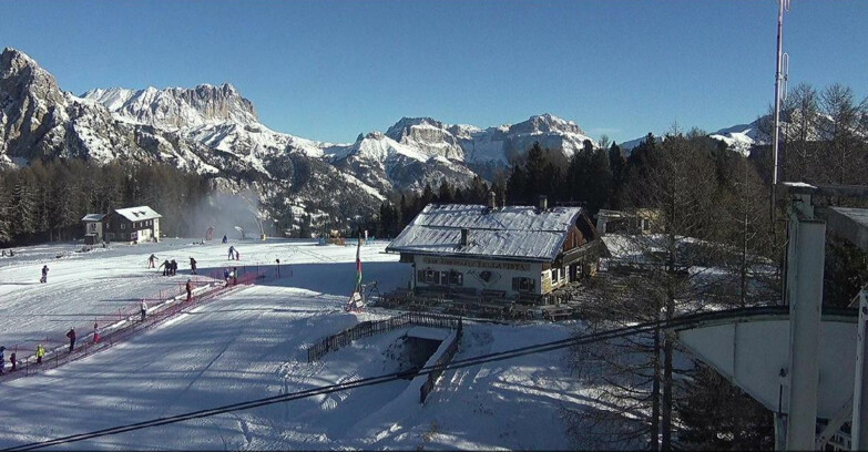 Webcam Vigo di Fassa-Pera-Ciampedìe - Vigo - verso Sassolungo e Pordoi