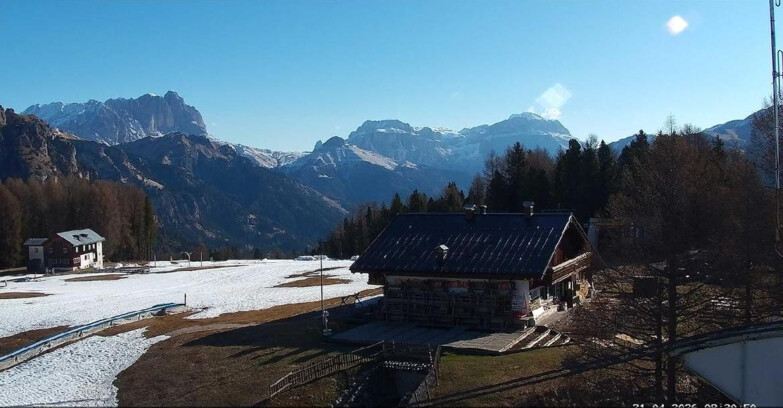 Webcam Vigo di Fassa-Pera-Ciampedìe - Vigo - verso Sassolungo e Pordoi