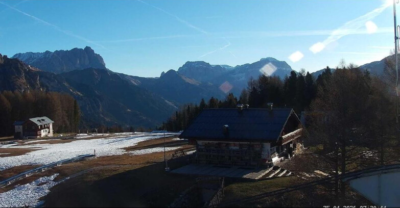 Webcam Vigo di Fassa-Pera-Ciampedie - Vigo - verso Sassolungo e Pordoi