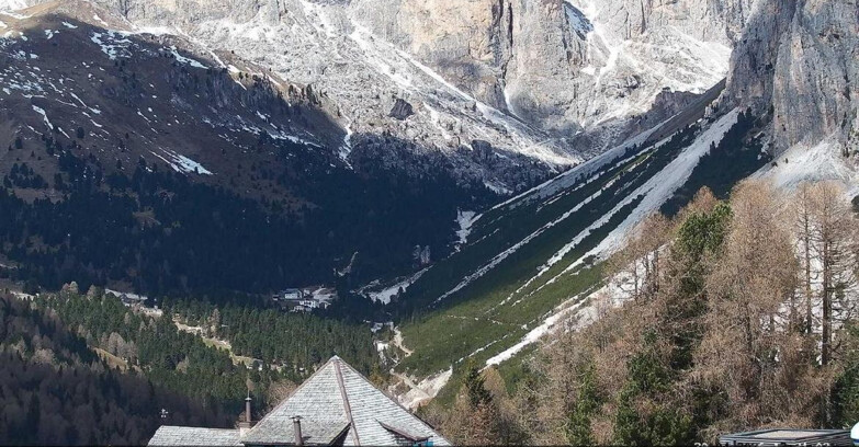 Webcam Виго-ди-Фасса-Пера-Чампедие  - Vigo - Conca del Gardeccia