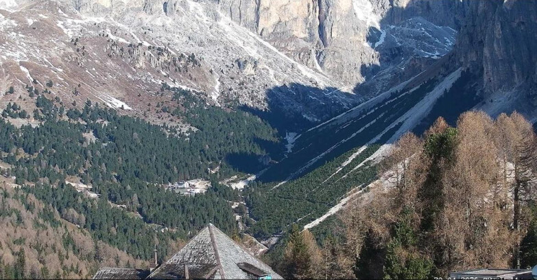 Webcam Виго-ди-Фасса-Пера-Чампедие  - Vigo - Conca del Gardeccia