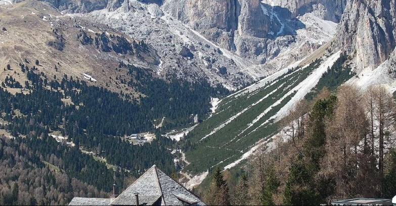 Webcam Vigo di Fassa-Pera-Ciampedie - Vigo - Conca del Gardeccia