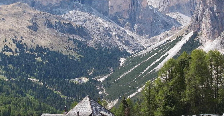 Webcam Vigo di Fassa-Pera-Ciampedie - Vigo - Conca del Gardeccia