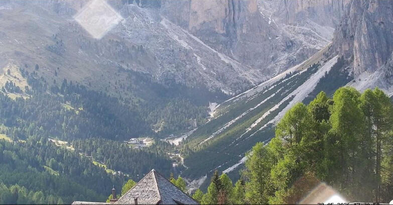 Webcam Vigo di Fassa-Pera-Ciampedìe - Vigo - Conca del Gardeccia
