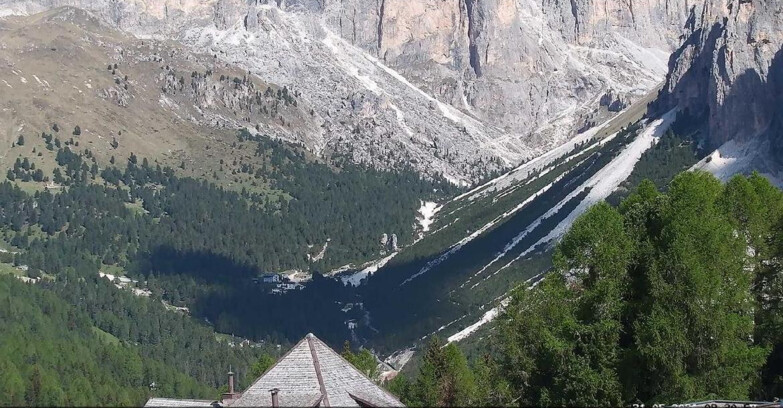 Webcam Vigo di Fassa-Pera-Ciampedìe - Vigo - Conca del Gardeccia