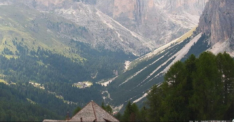Webcam Vigo di Fassa-Pera-Ciampedìe - Vigo - Conca del Gardeccia