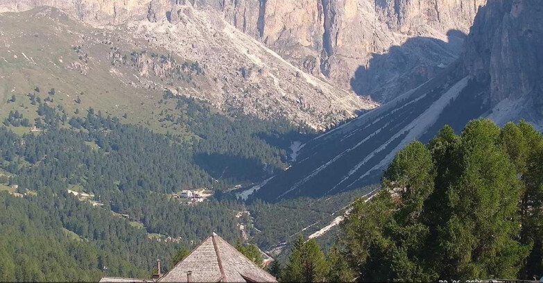 Webcam Vigo di Fassa-Pera-Ciampedìe - Vigo - Conca del Gardeccia