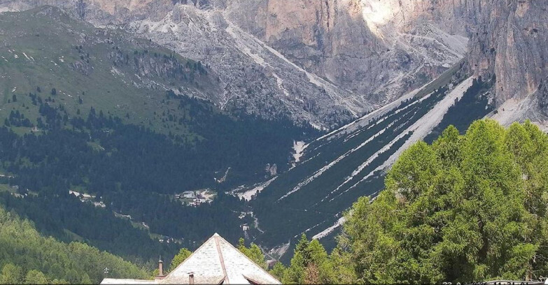 Webcam Vigo di Fassa-Pera-Ciampedìe - Vigo - Conca del Gardeccia