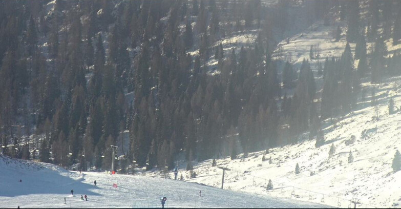 Webcam San Martino di Castrozza - Passo Rolle - Tognola - Pista Scandola