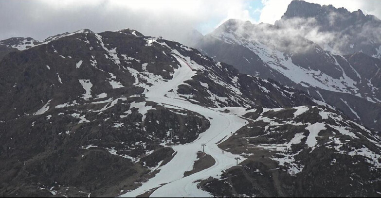 Webcam Сан-Мартино-ди-Кастроцца - Пассо-Ролле - Cima Tognola