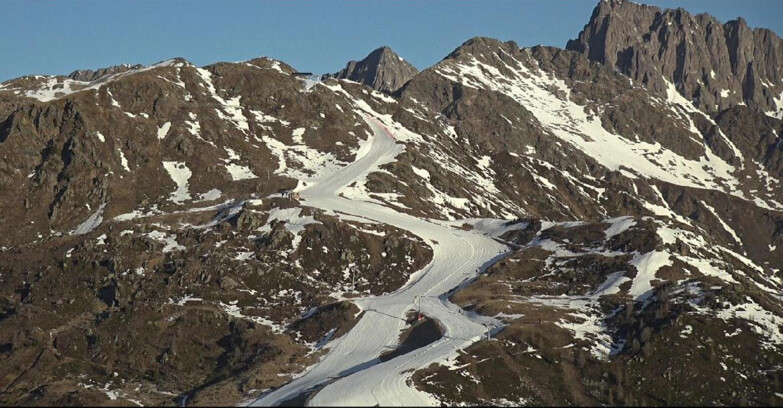 Webcam Сан-Мартино-ди-Кастроцца - Пассо-Ролле - Cima Tognola