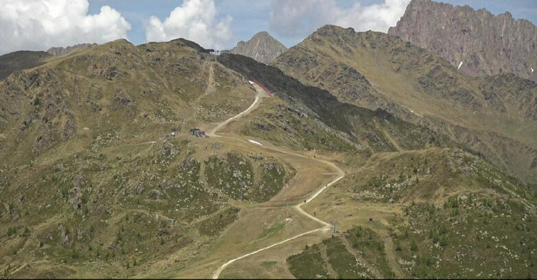 Webcam San Martino di Castrozza - Passo Rolle  - Cima Tognola