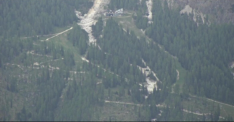 Webcam Сан-Мартино-ди-Кастроцца - Пассо-Ролле - Ski Area Col Verde