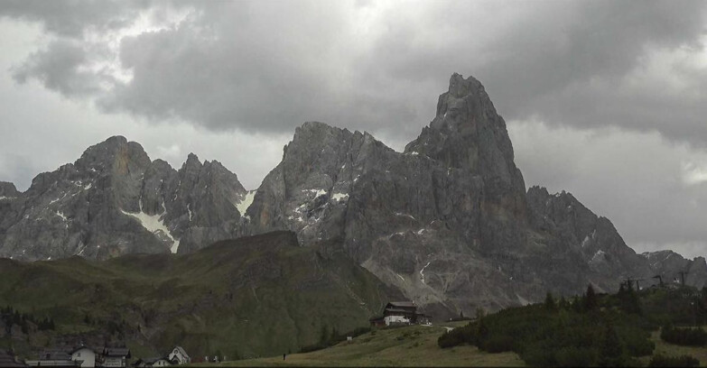 Webcam Сан-Мартино-ди-Кастроцца - Пассо-Ролле - Passo Rolle - Il Cimone