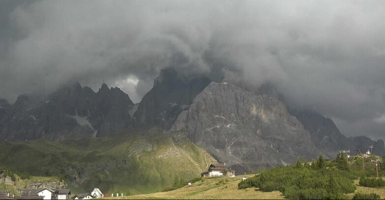 Webcam Сан-Мартино-ди-Кастроцца - Пассо-Ролле - Passo Rolle - Il Cimone
