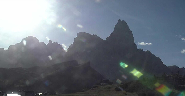 Webcam Сан-Мартино-ди-Кастроцца - Пассо-Ролле - Passo Rolle - Il Cimone