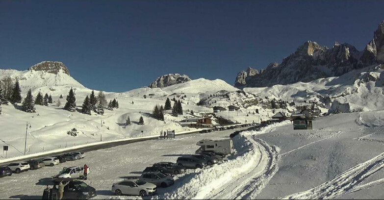 Webcam San Martino di Castrozza - Passo Rolle - Passo Rolle - Castellazzo