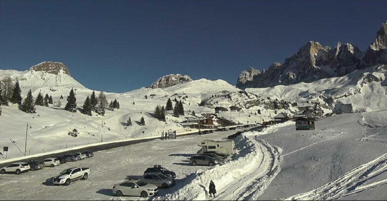 Webcam San Martino di Castrozza - Passo Rolle - Passo Rolle - Castellazzo