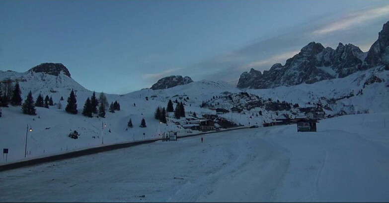 Webcam San Martino di Castrozza - Passo Rolle - Passo Rolle - Castellazzo