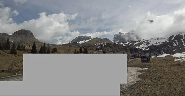 Webcam Сан-Мартино-ди-Кастроцца - Пассо-Ролле - Passo Rolle - Castellazzo