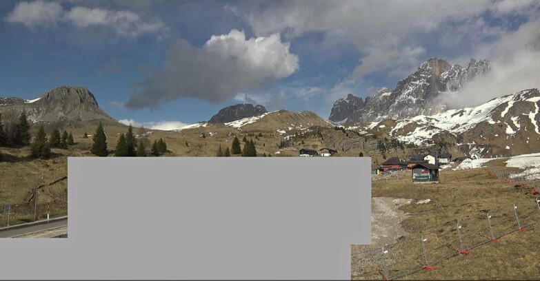 Webcam Сан-Мартино-ди-Кастроцца - Пассо-Ролле - Passo Rolle - Castellazzo