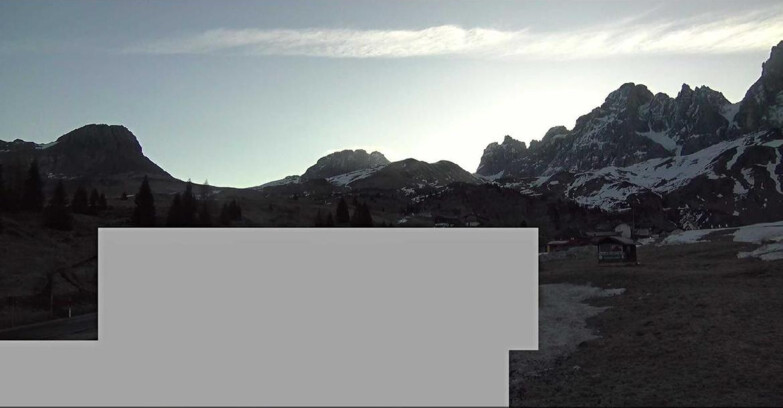 Webcam Сан-Мартино-ди-Кастроцца - Пассо-Ролле - Passo Rolle - Castellazzo