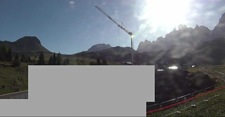 Webcam San Martino di Castrozza - Passo Rolle - Passo Rolle - Castellazzo