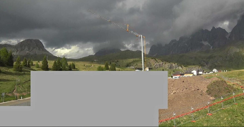 Webcam San Martino di Castrozza - Passo Rolle  - Passo Rolle - Castellazzo