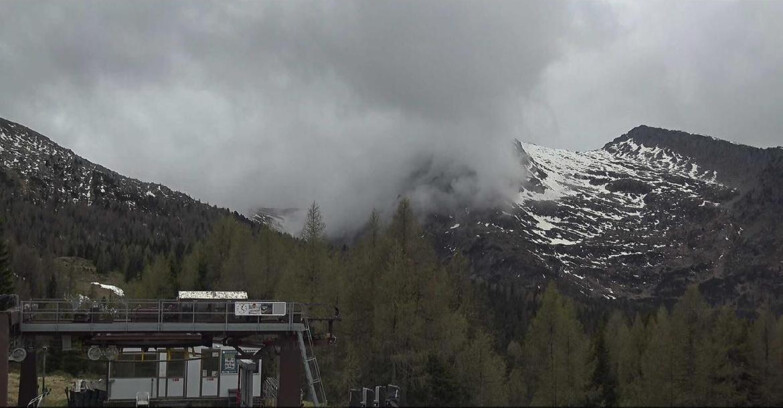 Webcam Сан-Мартино-ди-Кастроцца - Пассо-Ролле - Passo Rolle - Colbricon