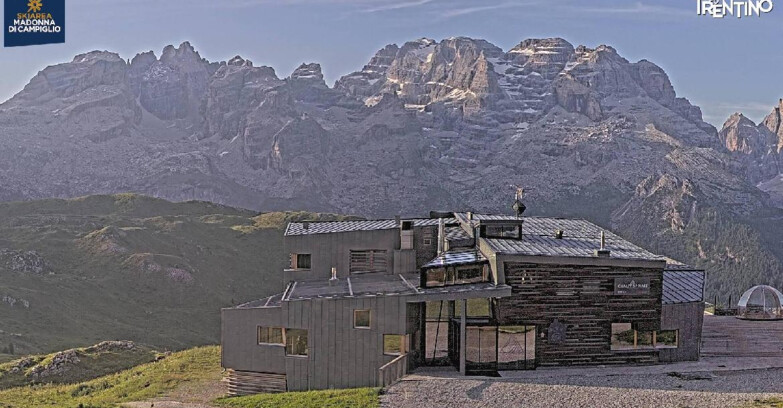 Webcam Madonna di Campiglio (Skiarea Campiglio Dolomiti di Brenta - Val di Sole Val Rendena) - Chalet Spinale