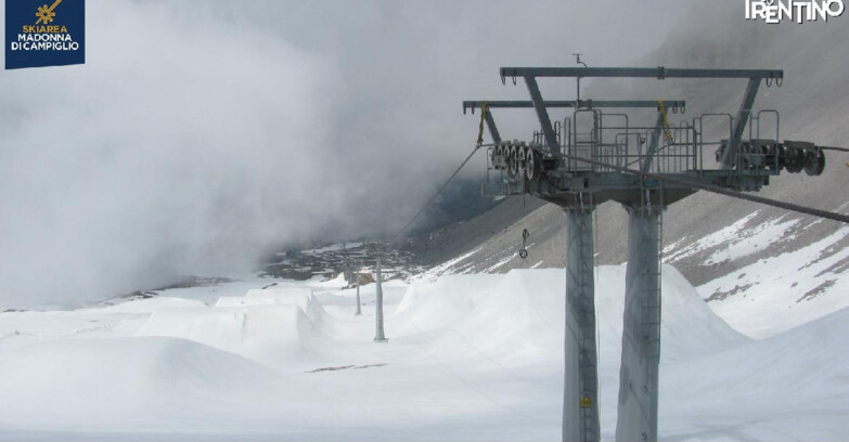 Webcam Madonna di Campiglio - From Grostè 