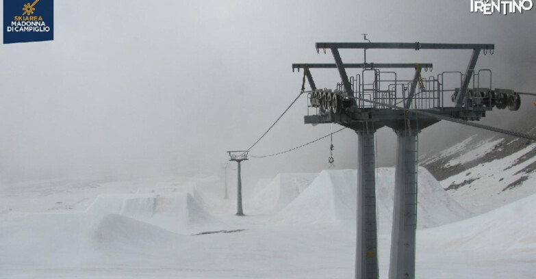 Webcam Madonna di Campiglio - From Grostè 