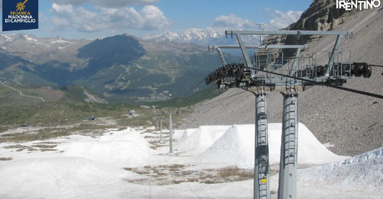 Webcam Madonna di Campiglio - From Grostè 