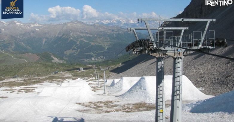 Webcam Madonna di Campiglio - From Grostè 